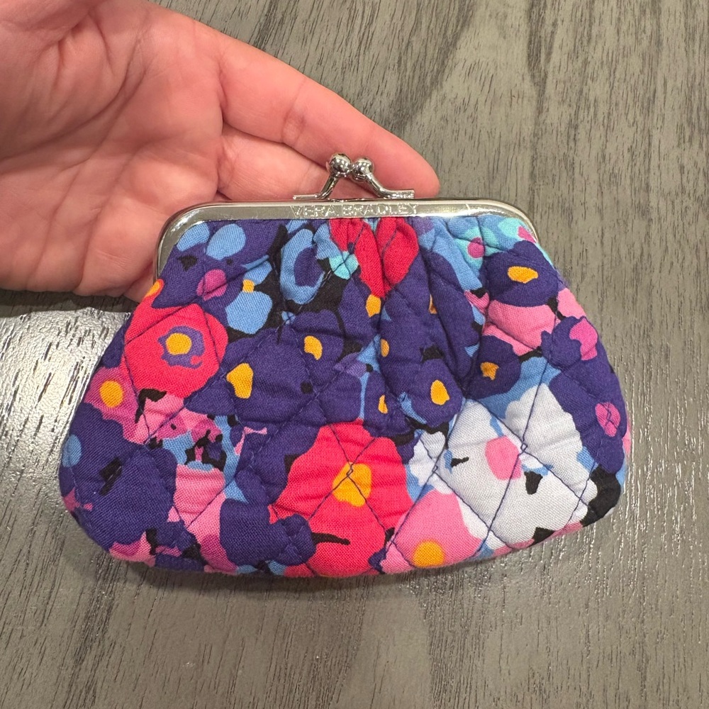 * Vera Bradley Multicolor Quilted coin double kisslock in retired Hilo meadow